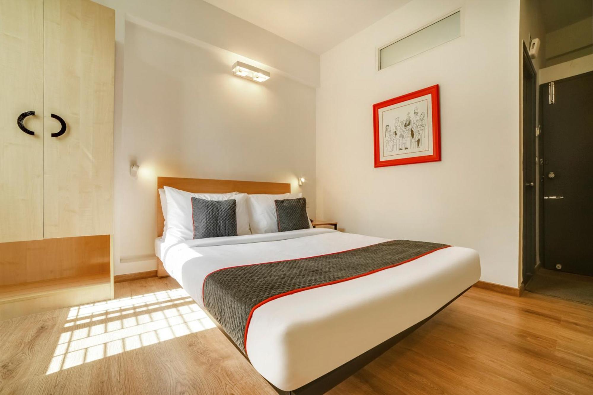 Townhouse Sarvar Hospitality Near Ascendas Park Square Mall Bangalore Eksteriør bilde