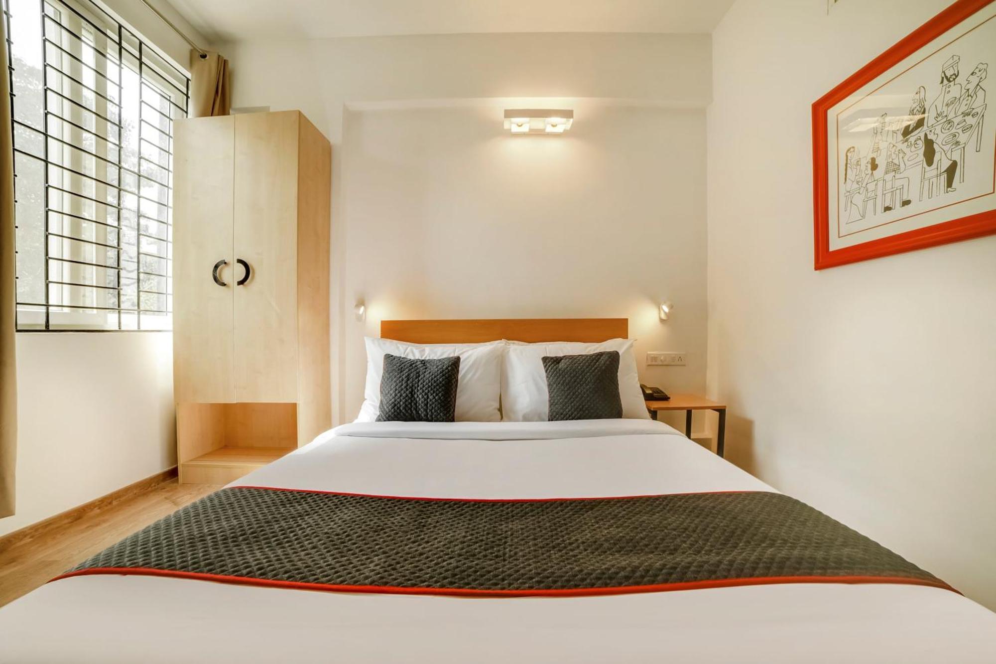 Townhouse Sarvar Hospitality Near Ascendas Park Square Mall Bangalore Eksteriør bilde